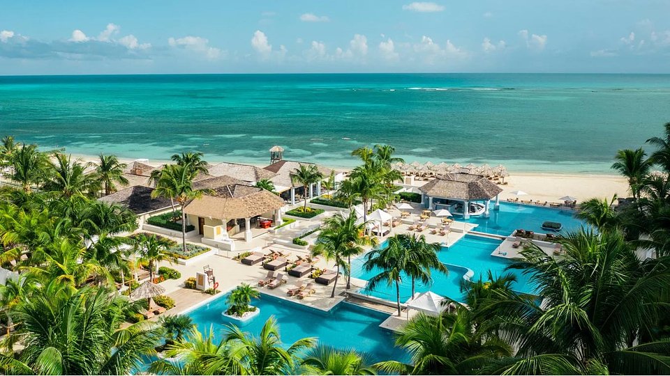 The all-inclusive resort setting of a TBR retreat