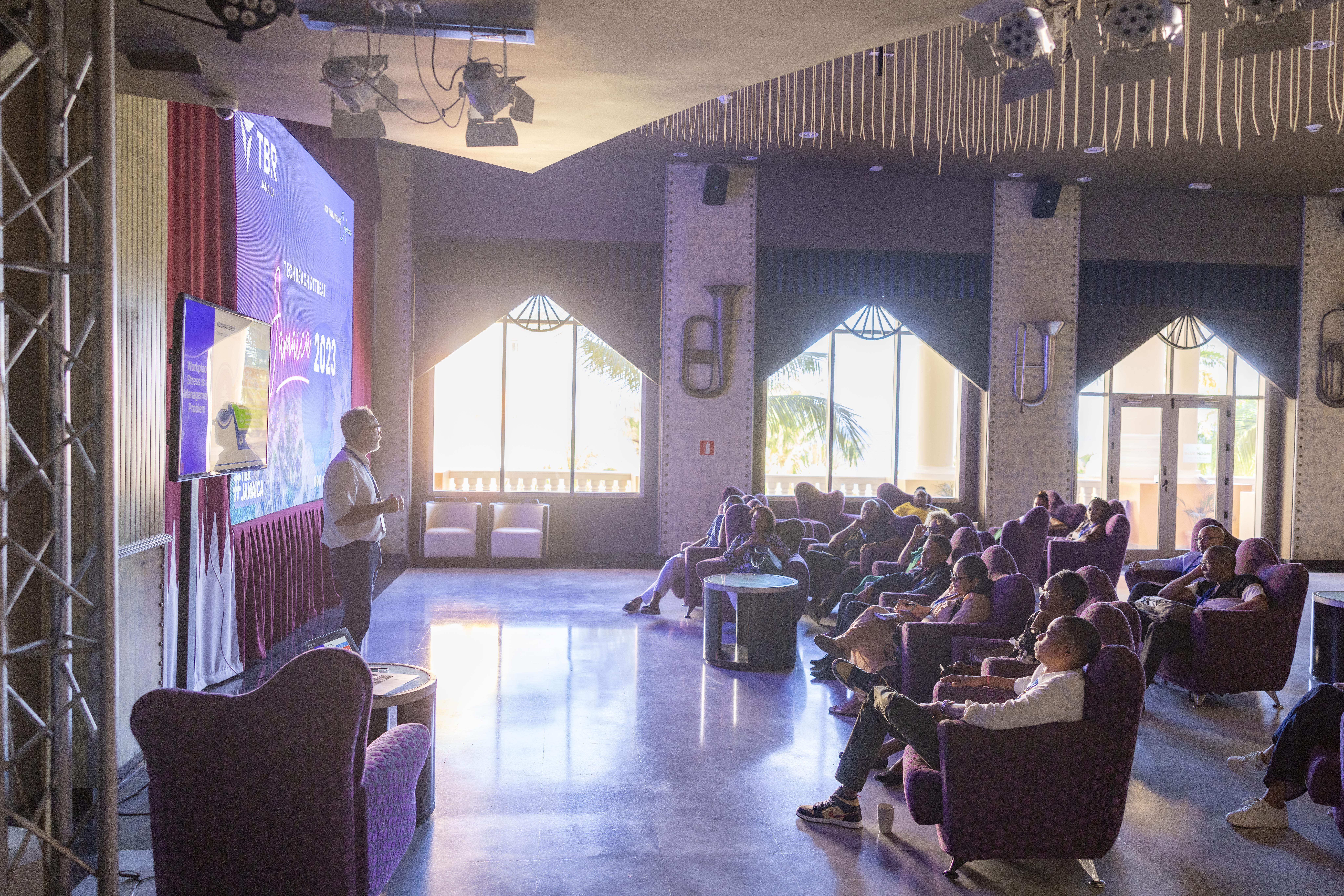 A hands-on accelerator workshop at TechBeach Retreat
